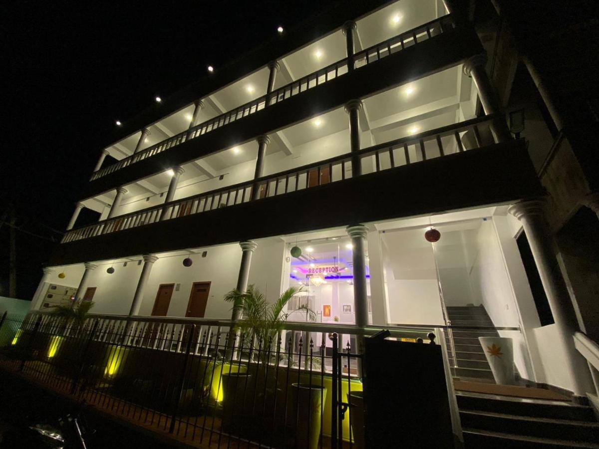 Le Poshe Beachview - Tie Hotels & Resorts Pondicherry Exterior photo
