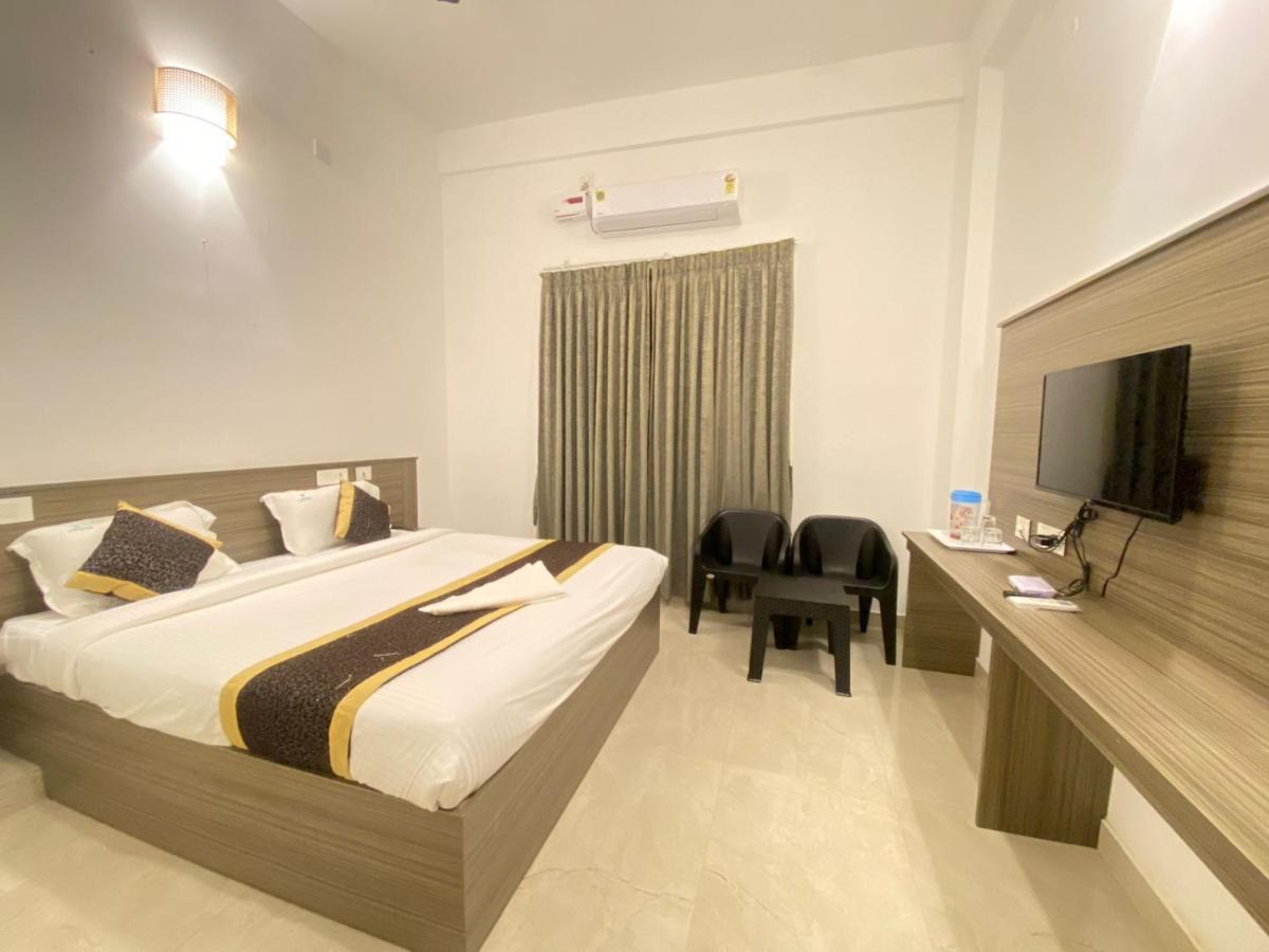 Le Poshe Beachview - Tie Hotels & Resorts Pondicherry Exterior photo